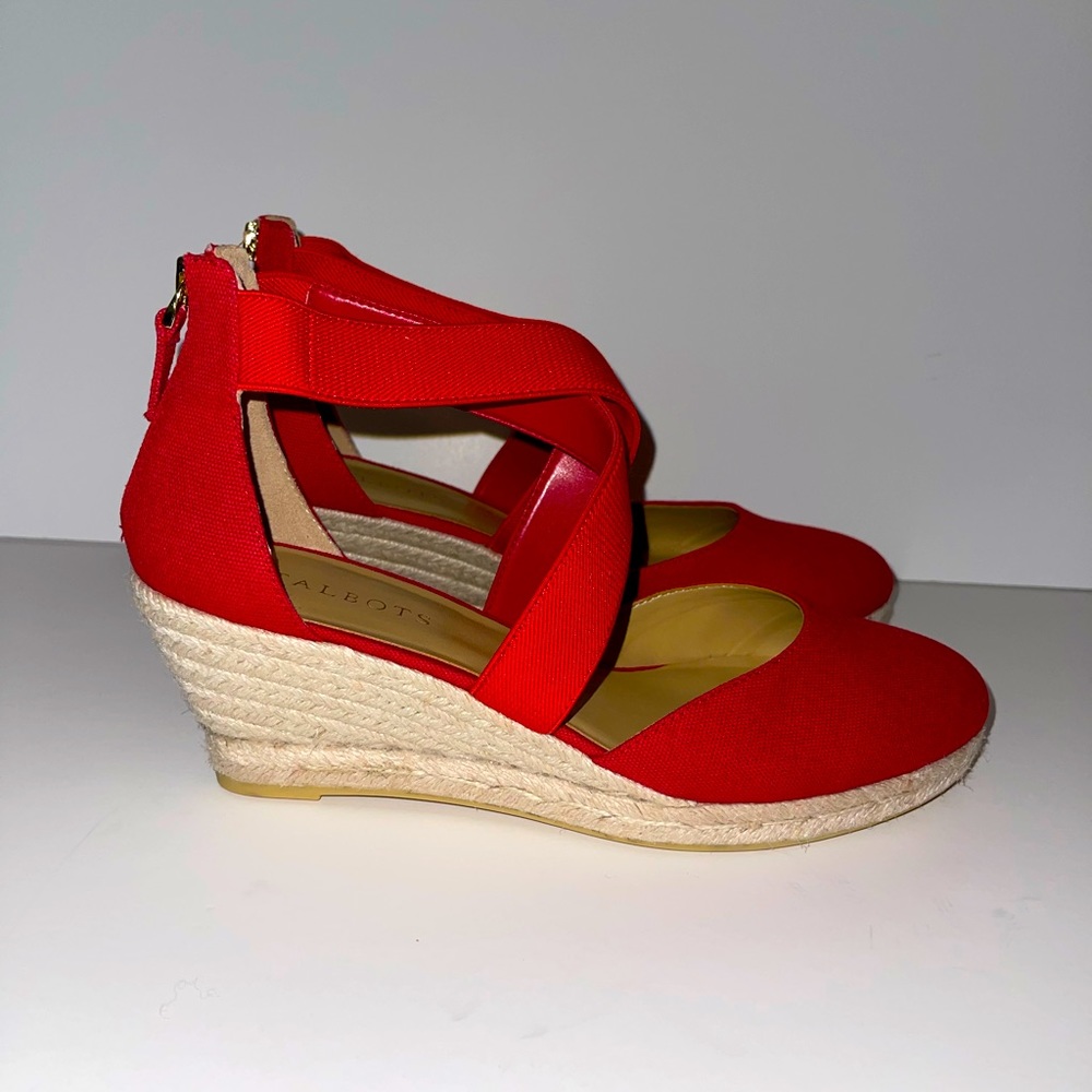 Talbots Red Lindsay Espadrille Wedge Sandals. New, never worn. Size 9.5.